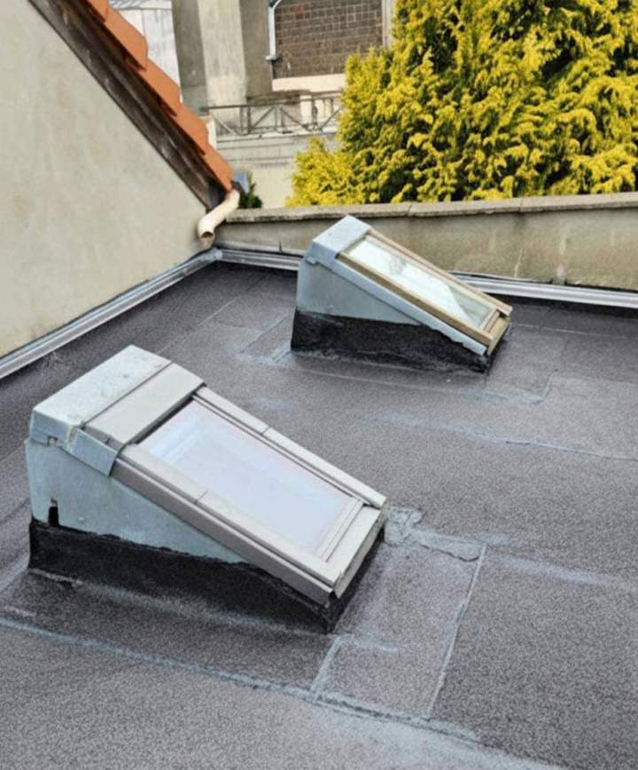 Pose de membrane d'étanchéité, Calais